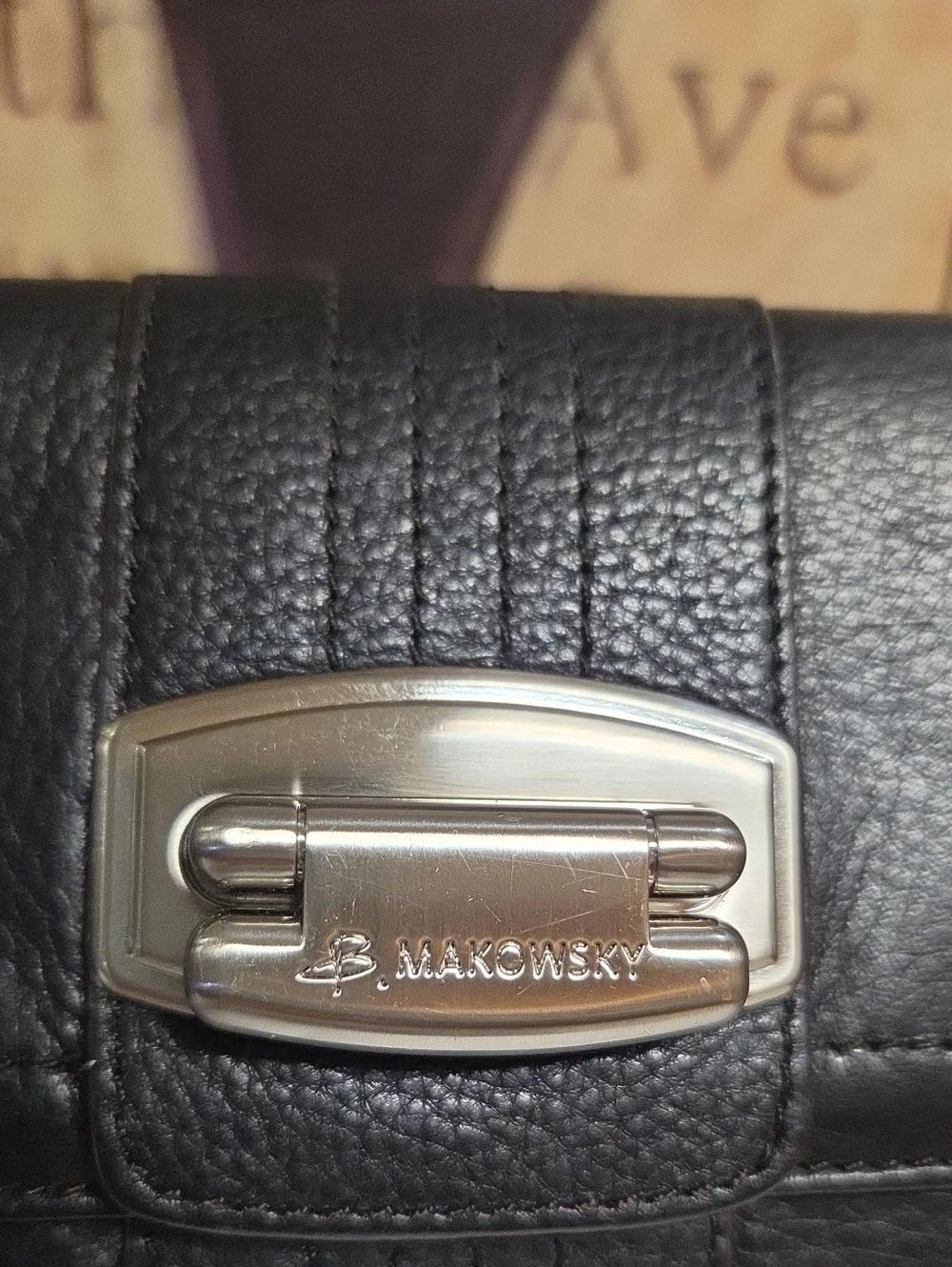 B Makowsky Leather Wallet